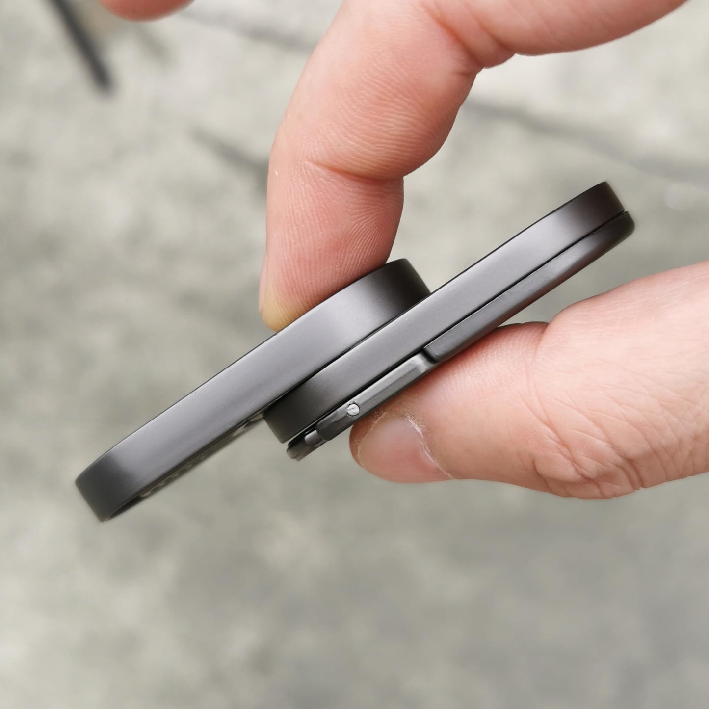 T-Conceal EDC Fidget Sliders Fidget Toys Stress Relief for Adults Magnetic Metal Target Push Slider Finger Push Spin Coins Decompression Toys EDC Haptic Slider