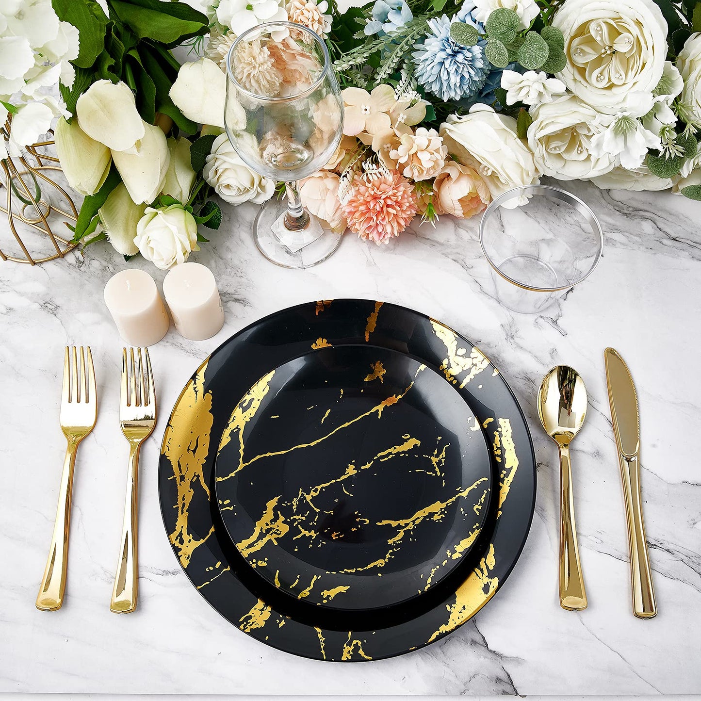 JOLLY PARTY 180PCS Disposable Dinnerware Set 30 Guest, 60 Black and Gold Plastic Plates, 30 Silverware, 30 Plastic Cups, Marble Design Dinnerware for Halloween, Wedding and Parties