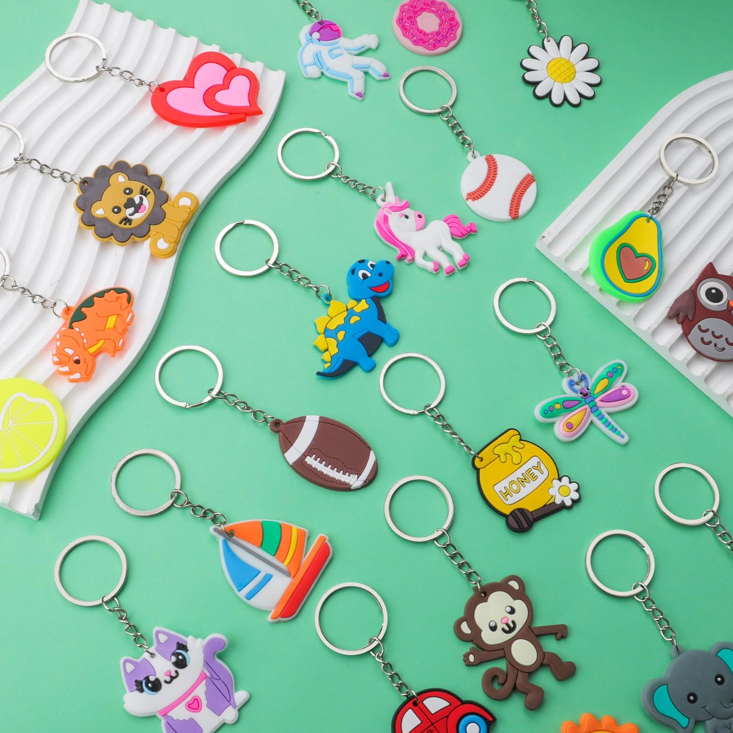 65PCs Party Favors Cartoon Keychains for Kids, Keychain Bulk for Birhtday Party, Unicorn Dinosaur Mermaid Animal Sea Dount Flower Video Ball Bulk Keychains for Party Bag Fillers Goodie Bag Stuffers