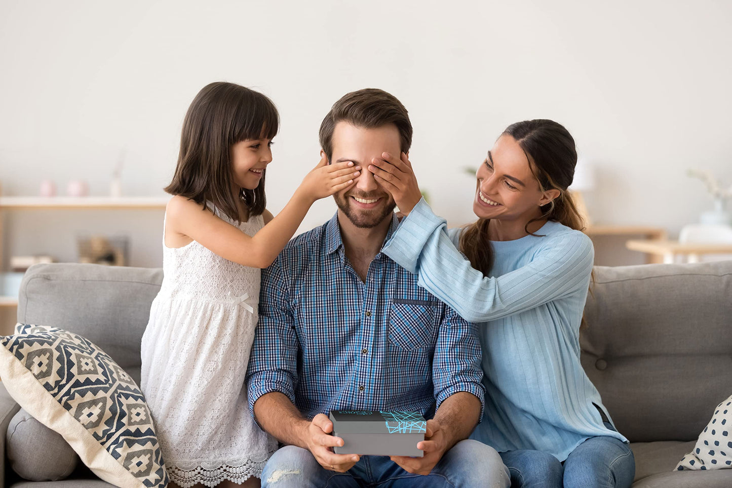 Nuts Gift Basket - Freshly Roasted And Natural Mixed Nut Gift Box - Gourmet Healthy Food Gift for Men/Women - Gourmet Gift, Healthy Gourmet Snack Box for Birthday, Thank You, Congratulations, Corporate, Get Well Soon, Care Package